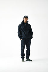 TECH BONDED NYLON PANTS - BLACK (MODEL)