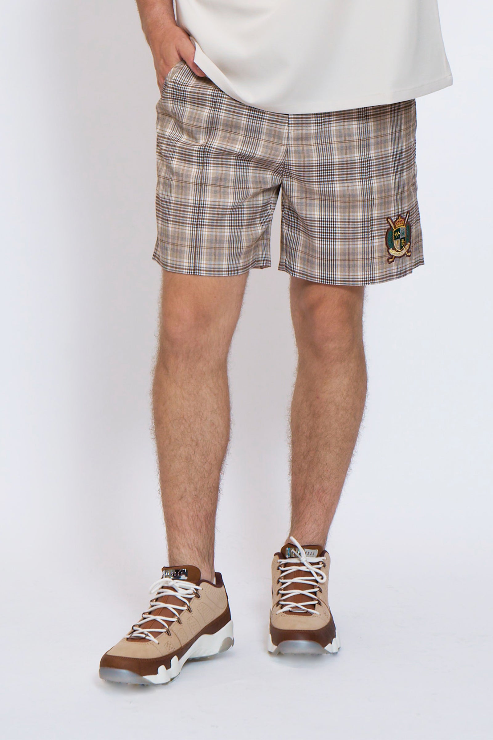 CHECK SHORT PANTS - BEIGE – BELLMORE