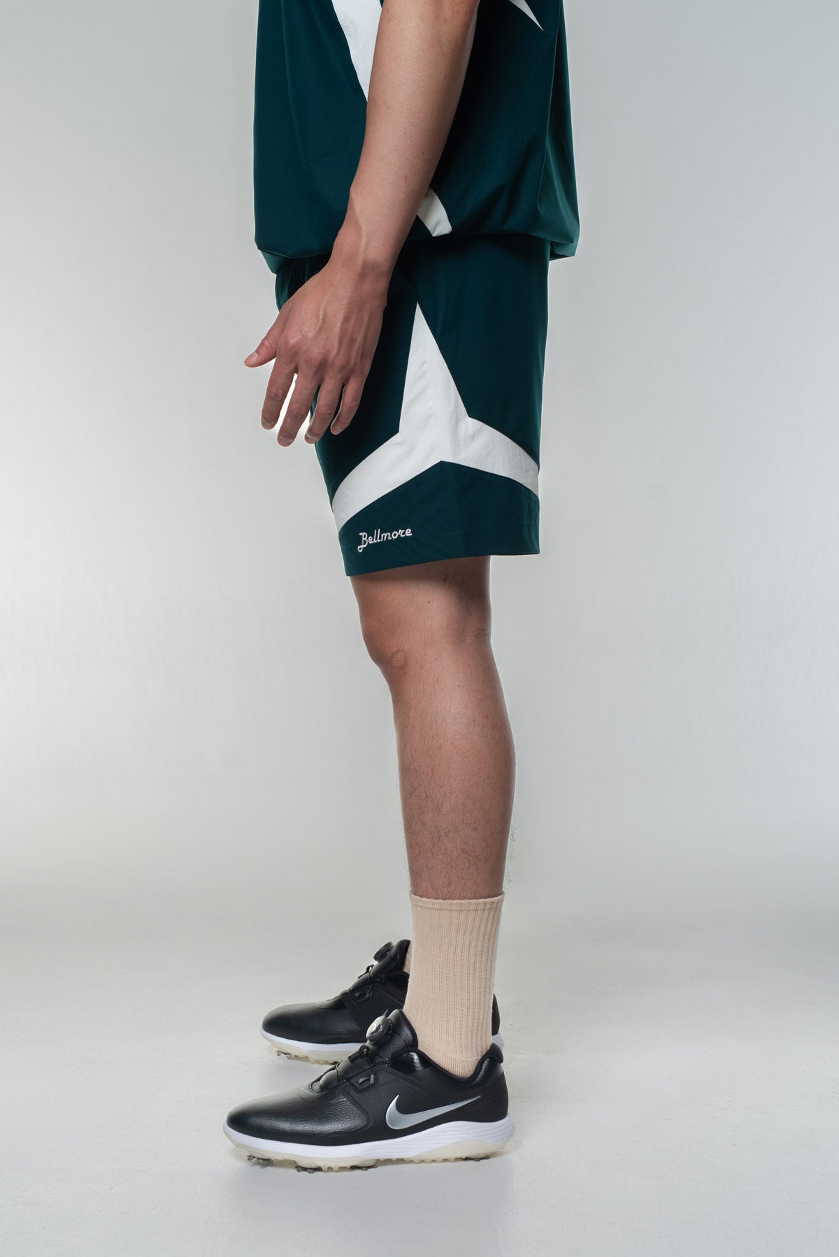 BELLMORE ベルモア　ハーフパンツ　ゴルフ　ストレッチ　サイズ30 M DRY-STRETCH LOGO SHORT PANTS - GREEN – BELLMORE