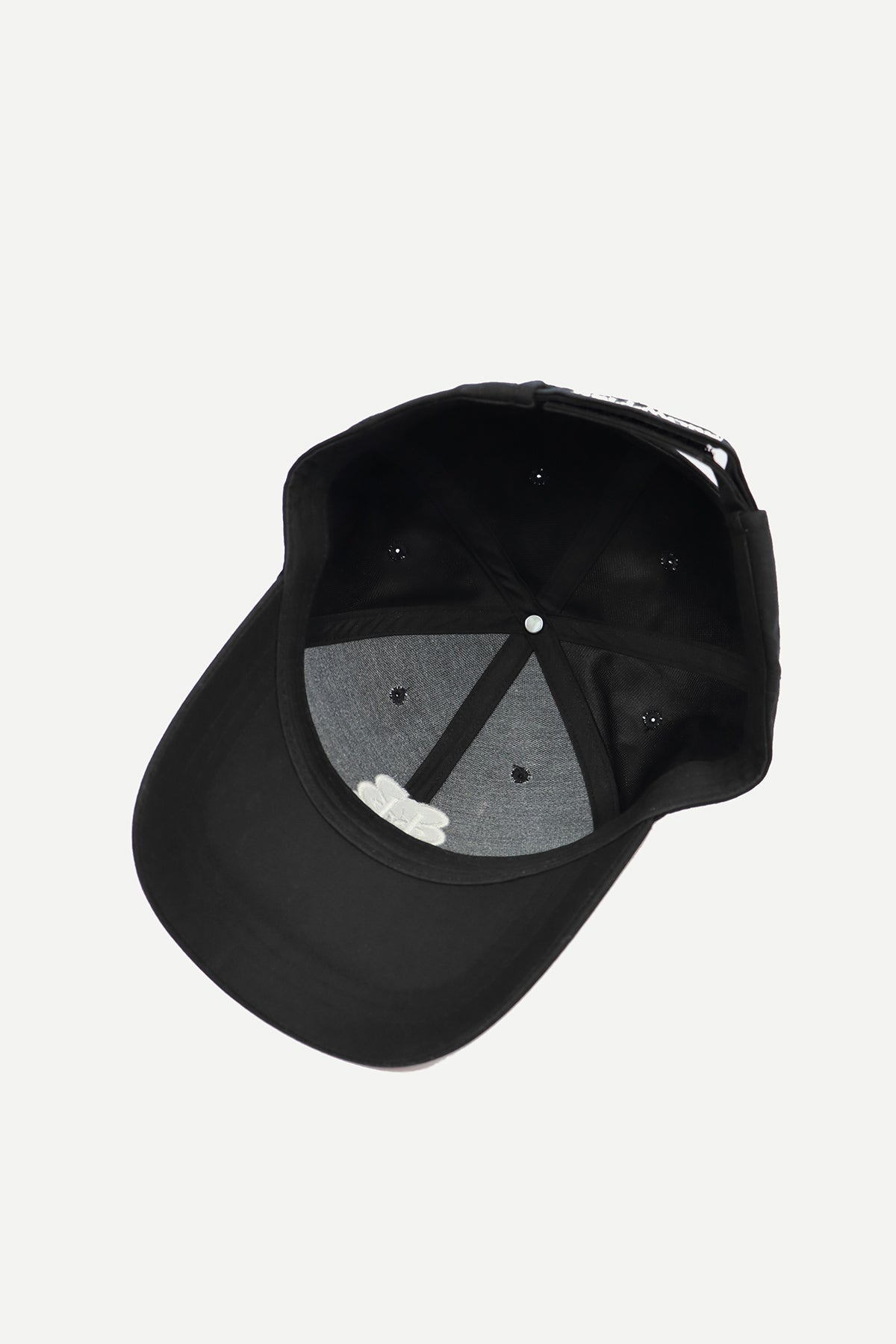 EMBLEM LOGO CAP BLACK BELLMORE