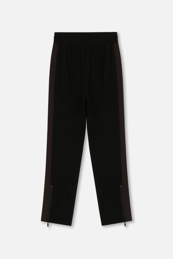 EMBLEM TRACK PANTS - BLACK